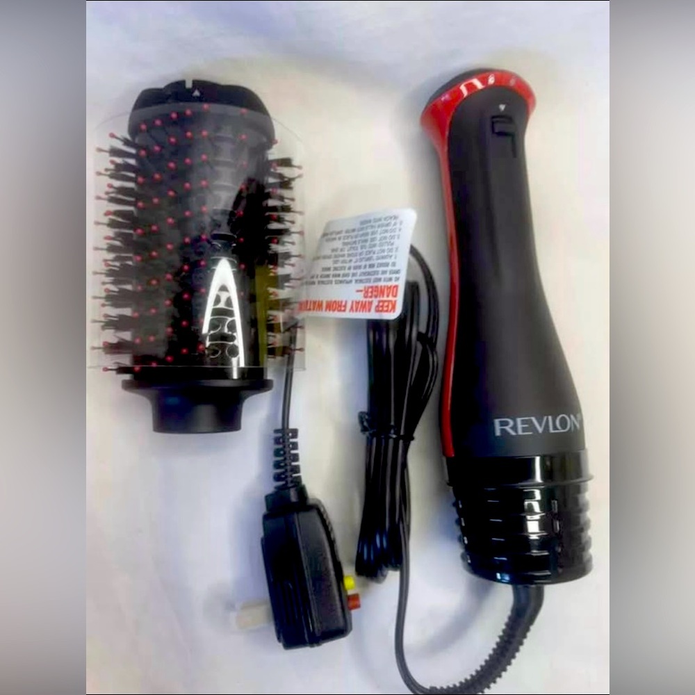 Hair styling dryer brush